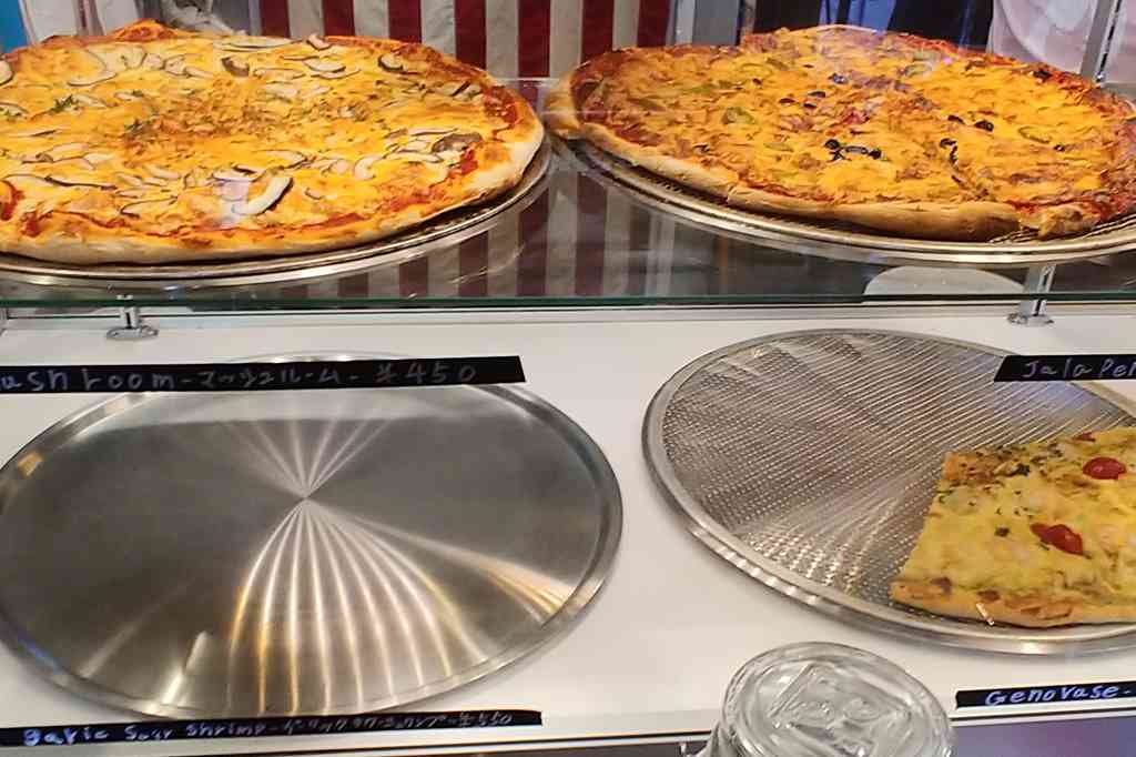 PIZZA LINDA ピザ