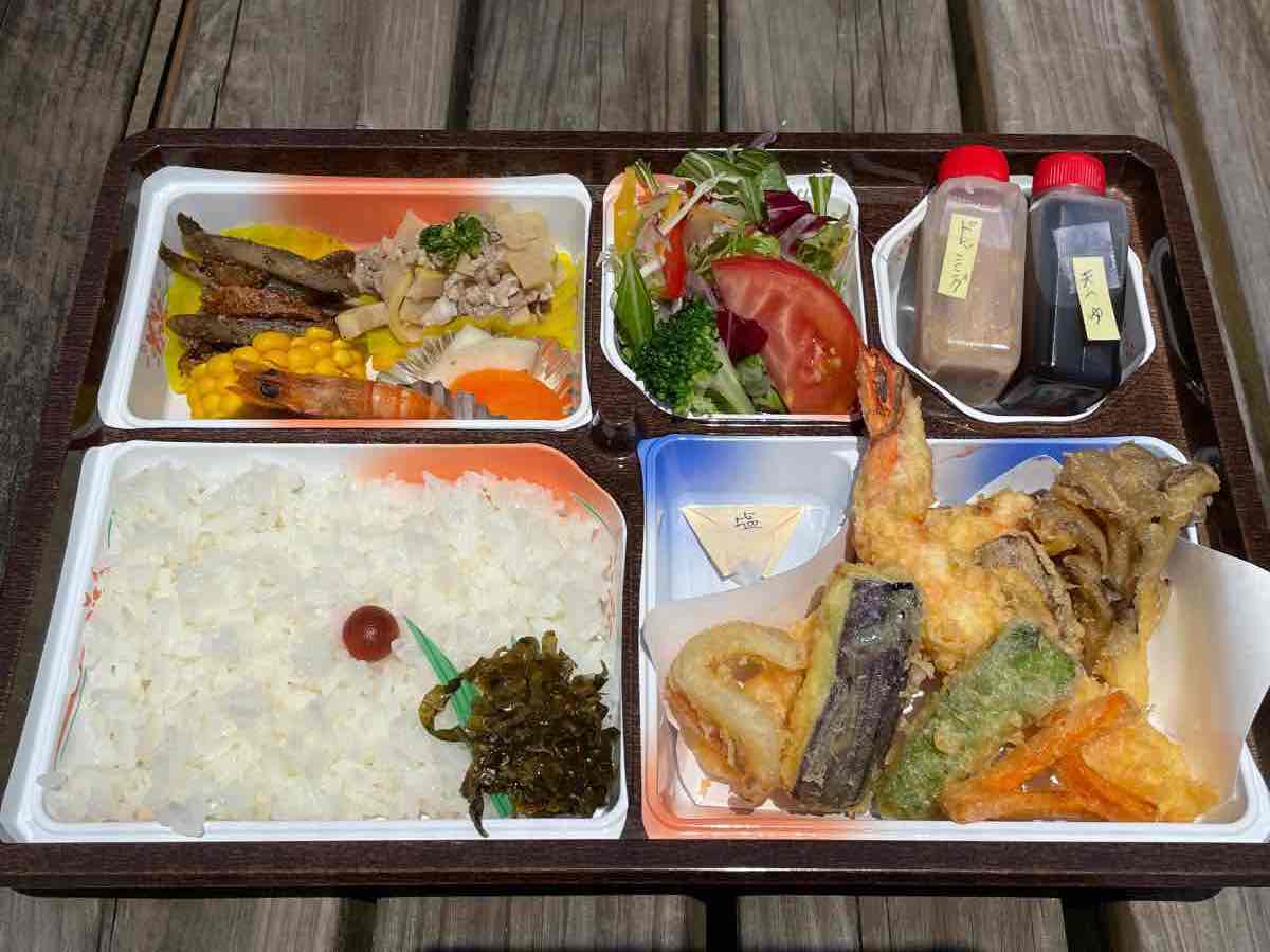 御料理さとう 天ぷら弁当