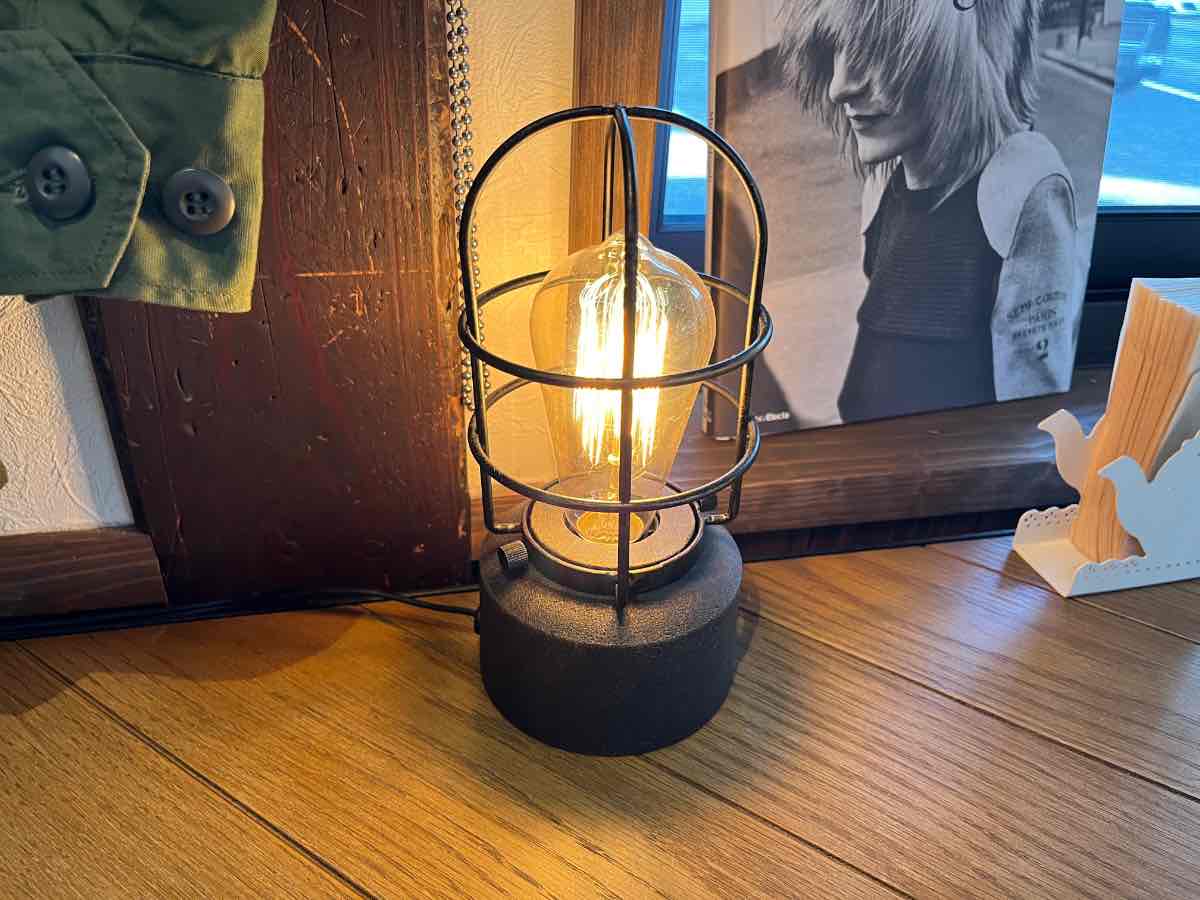 別府湯けむりカフェ油屋 ランプ