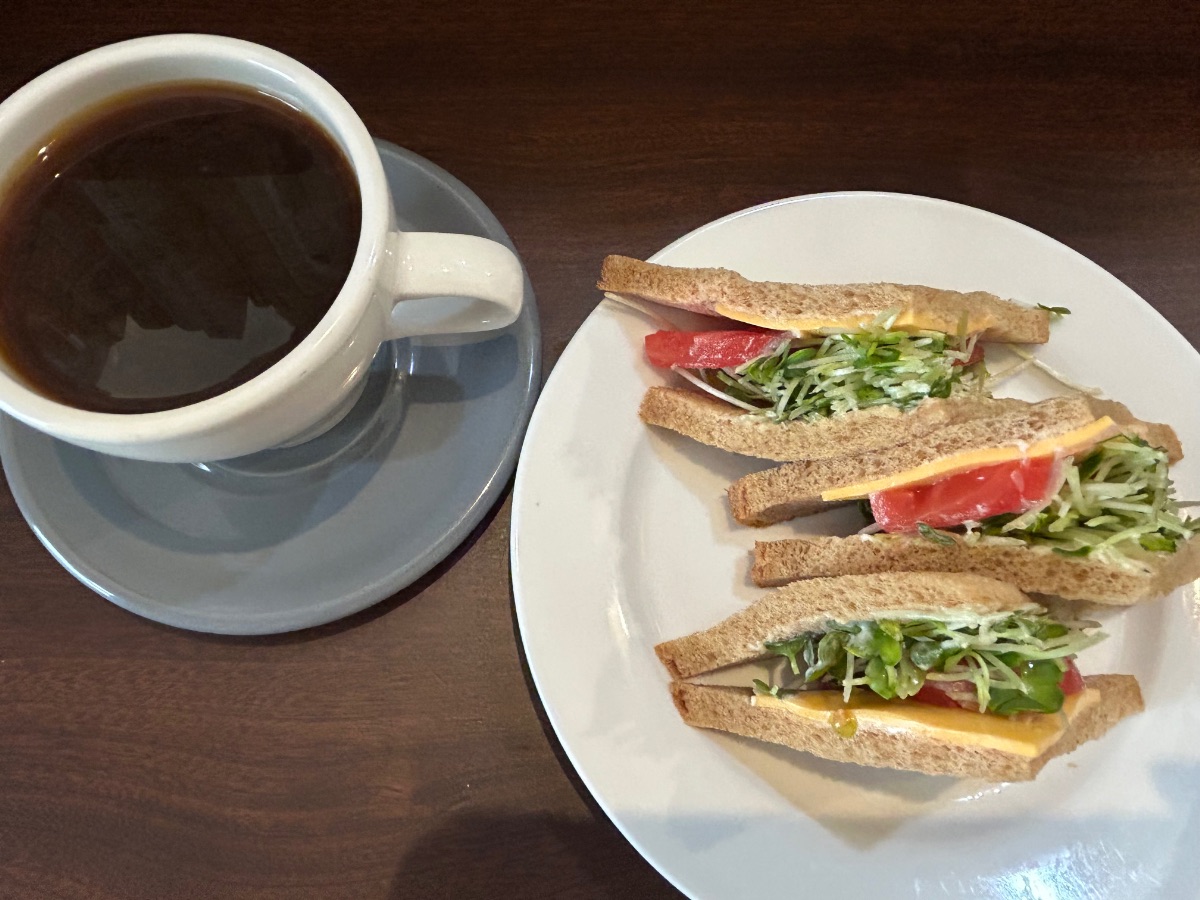 Rainyday's Coffee コーヒーとサンドイッチ