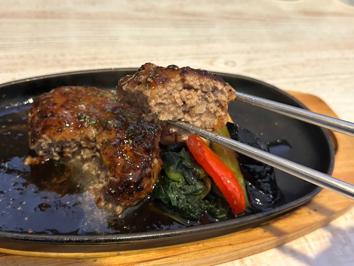 BURTON バートン cafe&kitchen 一口