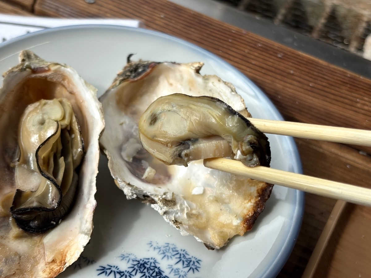 魚市魚座 焼けた牡蠣